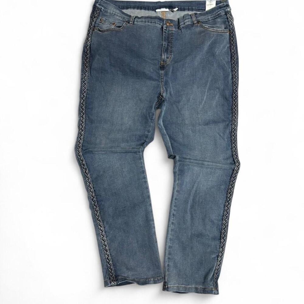 Size 22 plus vintage y2k slim denim jeans w adorable side braid detail